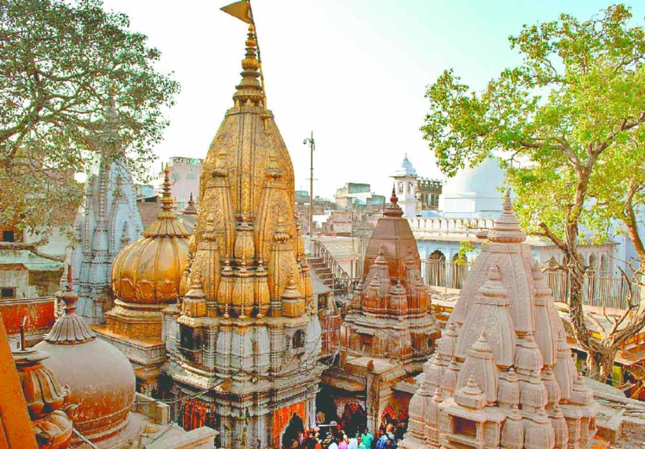 Varanasi Paradise Exteriör bild